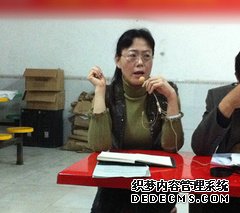 (左一)李清华副校长_副本.jpg