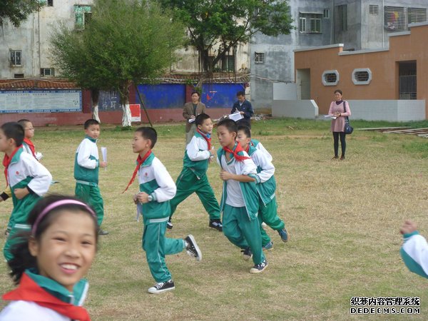 评委1.JPG